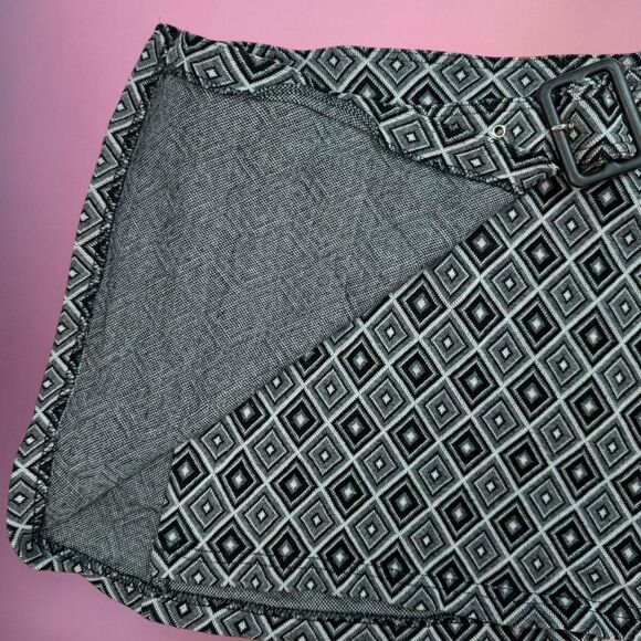 Express Women's Grey Skirt - Picture 8 of 8